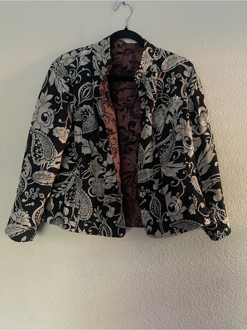 Sigrid Olsen Women's Quilted Jacket 100% Silk Sz 12 Reversible dusty rose black - Picture 4 of 11